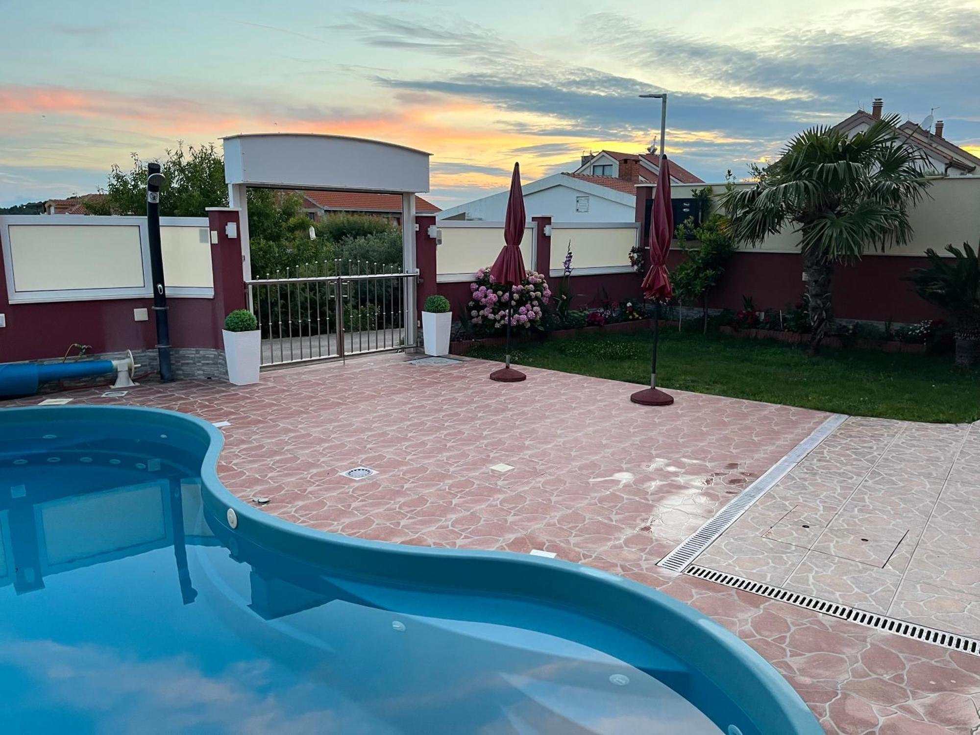 Apartments Villa Stella Maris Рогозница Экстерьер фото